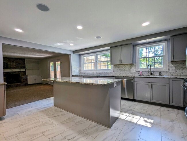 Photo - Center Hall Colonial for rent in Hudson!