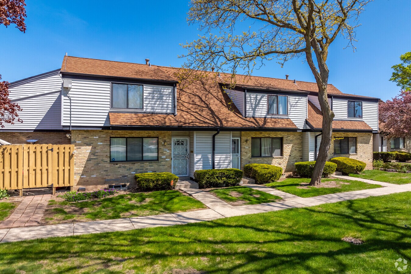Photo - Royal Orleans Apartments
