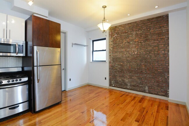 Photo - 179 Putnam Ave Apartment Unit 1F