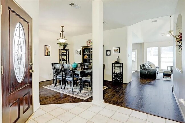 635 Presley Way