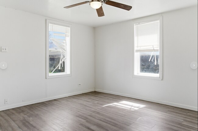 Photo - 87 N 800 W St