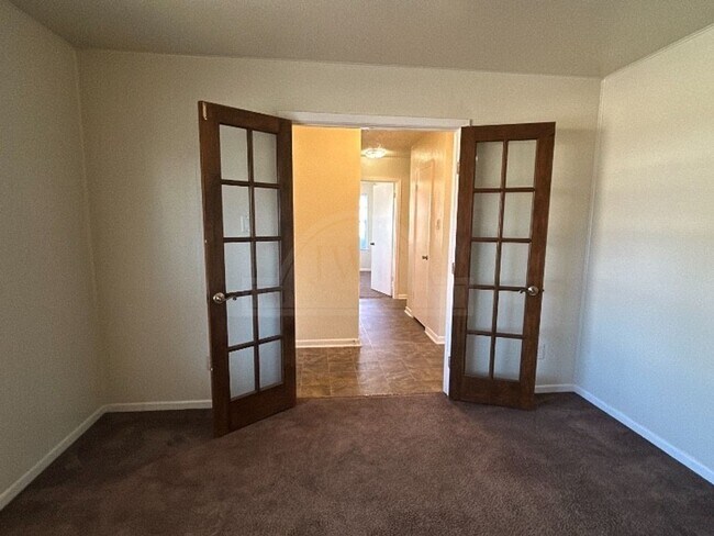 Photo - 618 N 23rd St