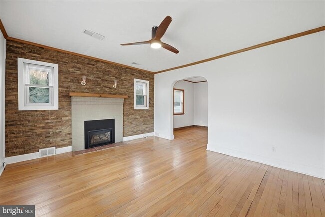 Building Photo - 508 Dunlap St