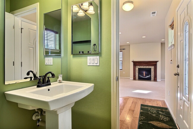 Photo - Open Floor Plan Home! 3 Bedroom, 2.5 bath with Loft
