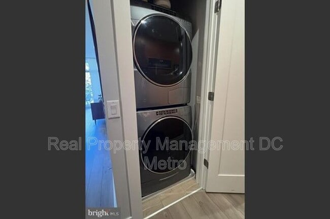 Photo - 88 V St SW Unit #313