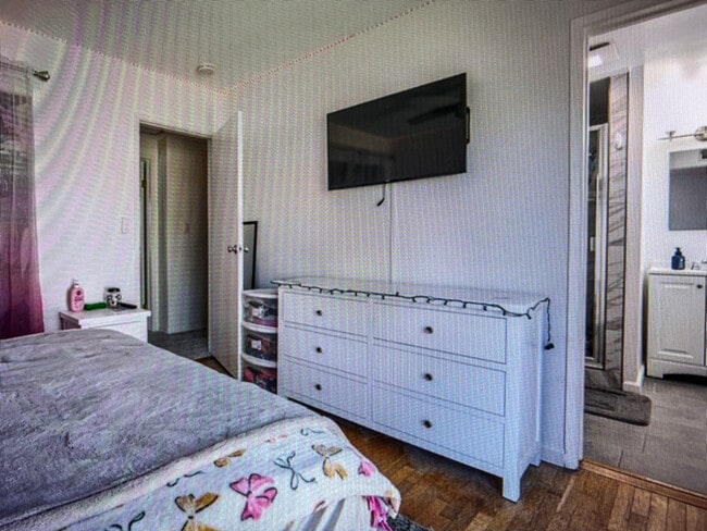 Photo - 11639 Hallwood Dr