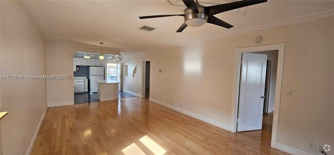 Building Photo - 2832 Fillmore St Unit 20 Rental