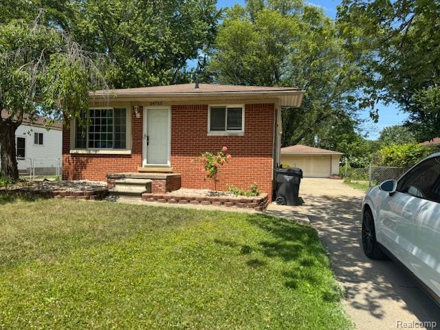 Building Photo - 24755 Trombley St Rental