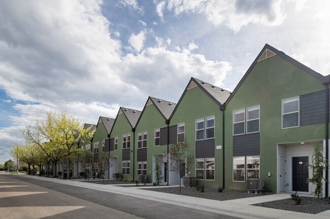 Photo - 3918 Brian Ave. Unit 102