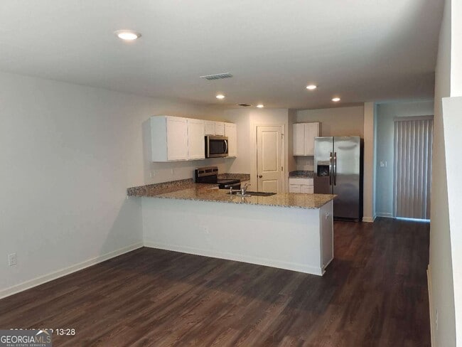 Photo - 538 Pemberton St