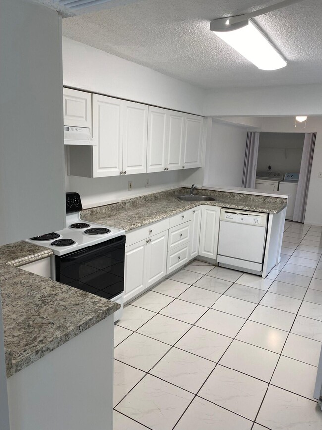 Photo - 11405 NW 35th St