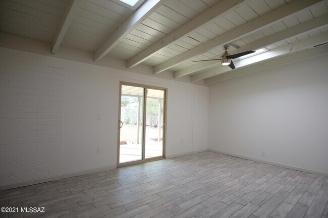 Photo - 919 N Catalina Ave