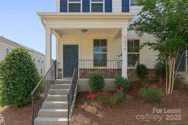 Building Photo - 3024 Seymour Dr