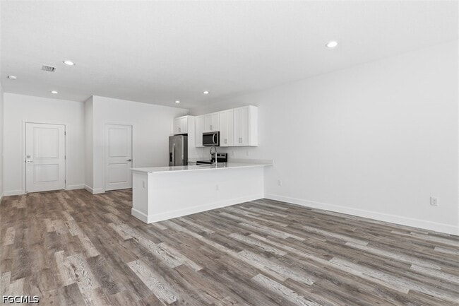 Photo - 10087 Amicola St