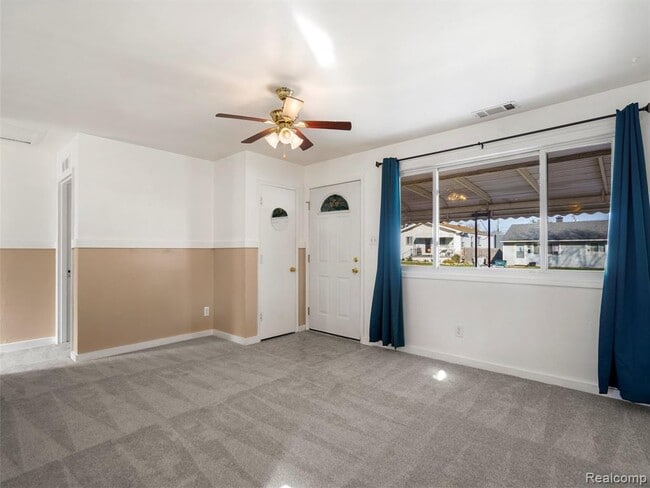 Photo - 1320 E Goulson Ave