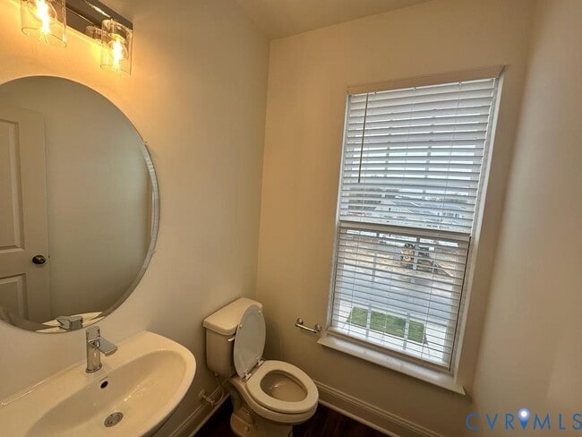 Photo - 7117 Leire Ln