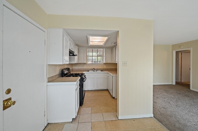 Photo - 1615 Hidden Valley Dr