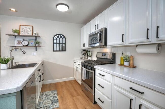 Photo - 114 Kalley Dr