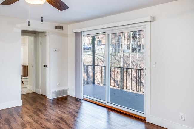 Photo - Mountain Lane Apartments