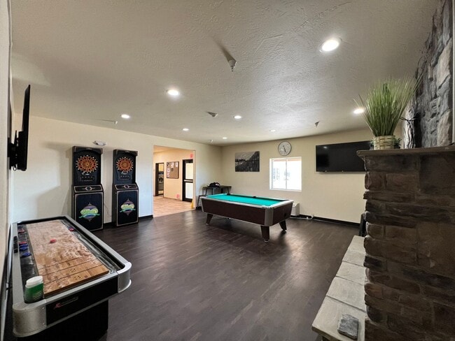 Bakken Lodge, LLC