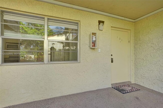 8798 Holly Ct Unit 101