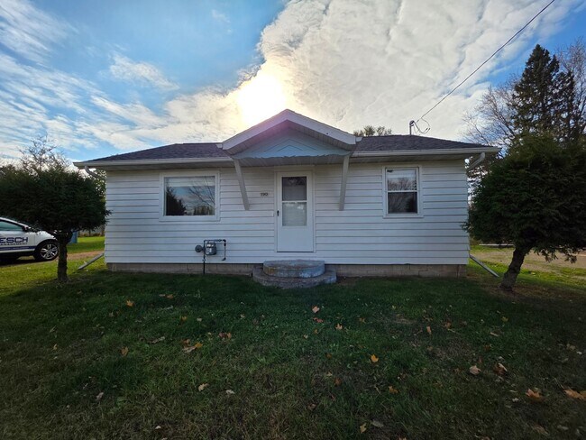 Photo - 2 Bedroom Single Family Home in Clintonville