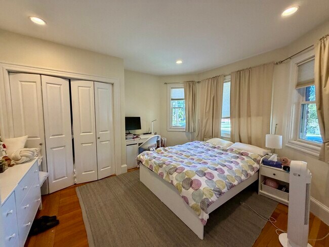 Photo - 201 College Ave Unit 1