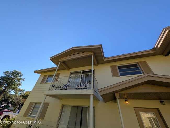 Photo - 215 Knox McRae Dr Unidad C