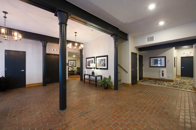 Lobby - The Argus Apartments