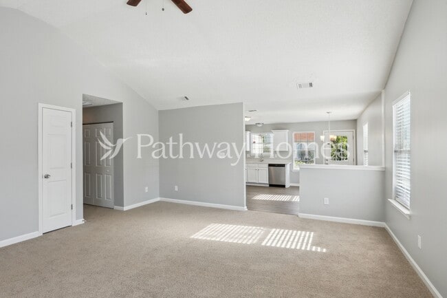 Photo - 449 Eagles Nest Way House