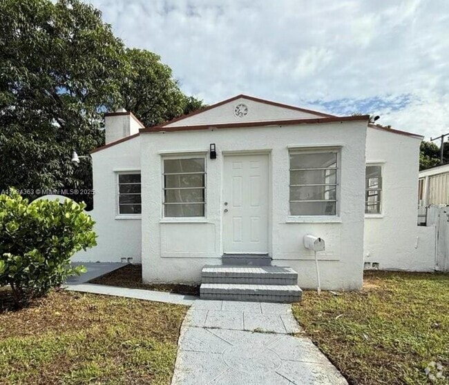 Building Photo - 955 NW 75th St Rental