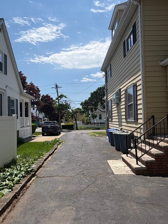 Photo - 15 Linwood St Unit 2