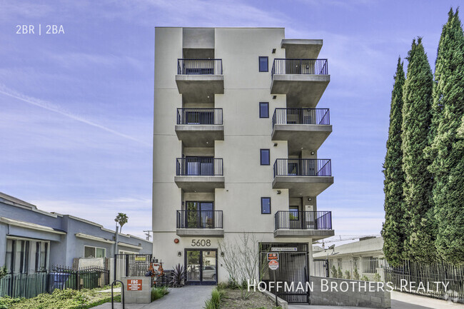 Building Photo - 5608 La Mirada Ave Unit 301A Rental