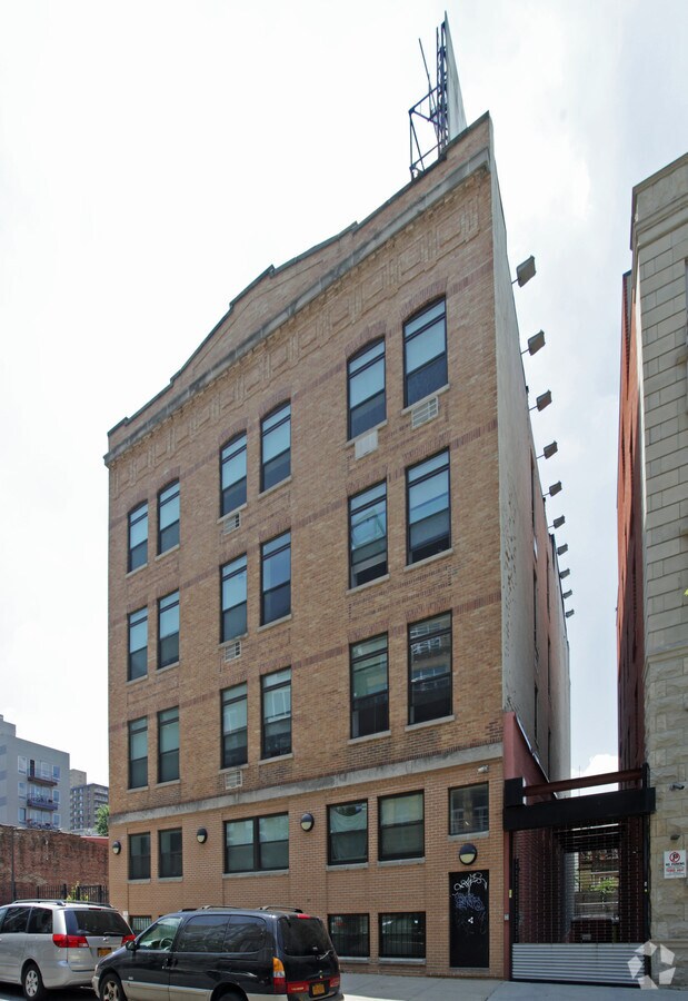Photo - Grand Avenue Residence