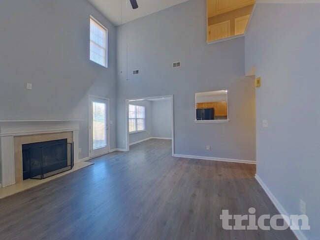 Photo - 1430 Rheo Ct NW