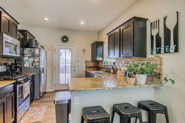 Photo - Beautiful Modern & Contemporary House 3 beds-2 baths in 79932