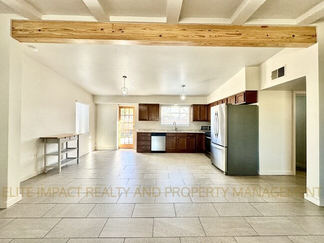 Photo - 2140 N Northway Ave