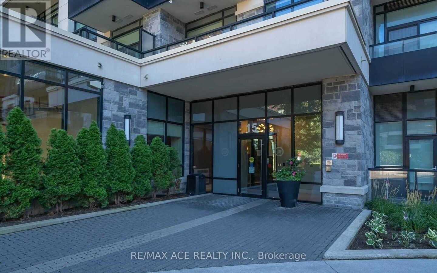 Photo - 15 Water Walk Dr Unité 535