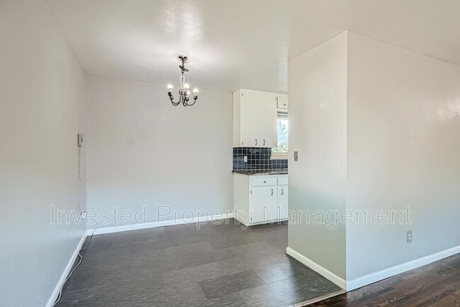 Photo - 1060 S Decatur St