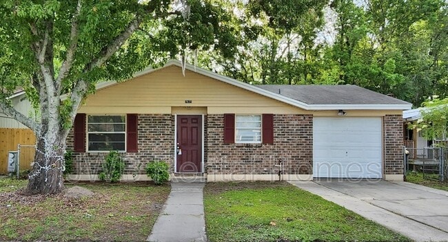 Photo - 7635 McCowan Dr House
