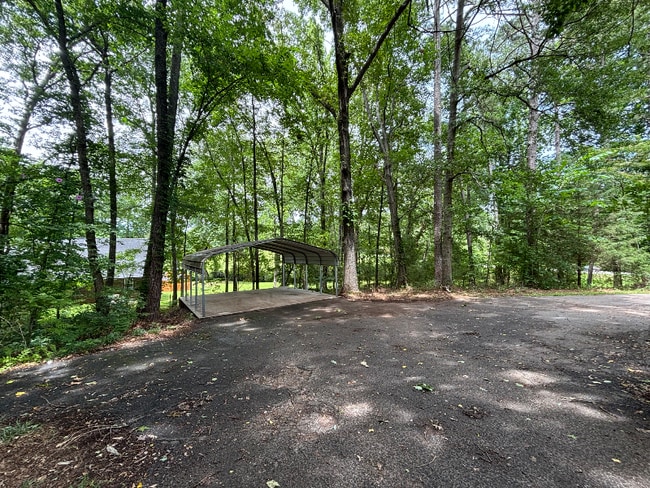 Photo - 1173 N McDonough Rd