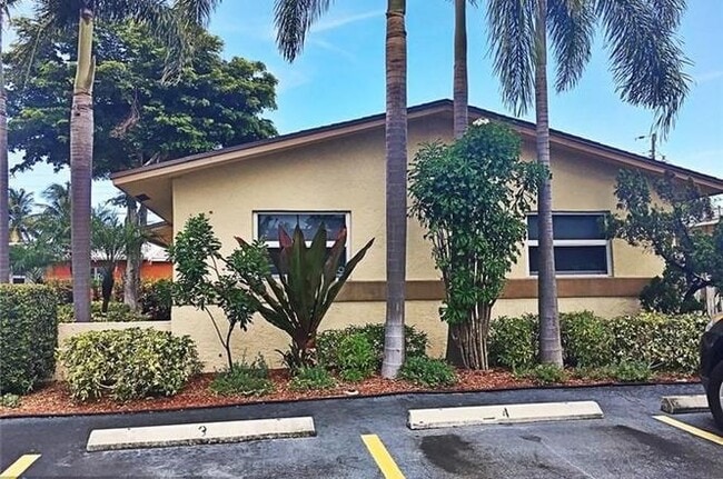 Photo - 408 NE 12th Ave