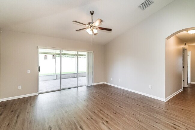 Photo - 10229 Hunters Haven Blvd