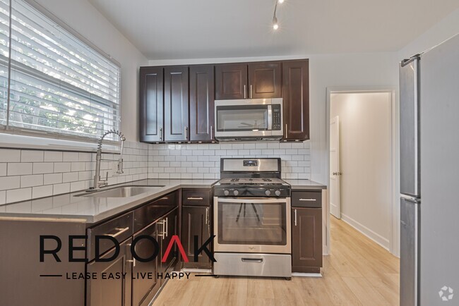 Building Photo - Bright and Welcoming One Bedroom Featuring... Unit 110B Rental