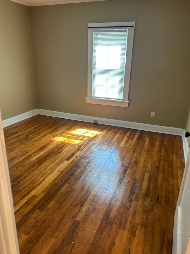 Photo - 1216 N Spring St