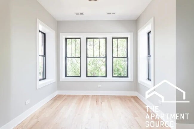 Photo - 2455 W Logan Blvd Unit 2455 West Logan Boulevard