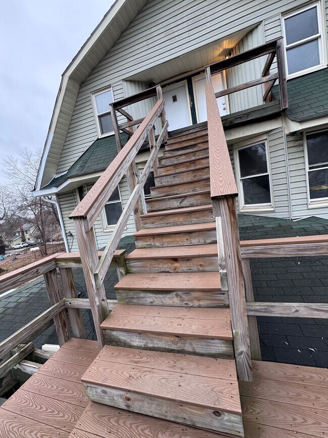 Photo - Sumner Apartments