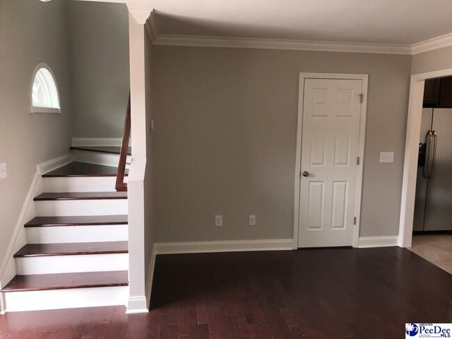 Photo - 1408 Travis Ct