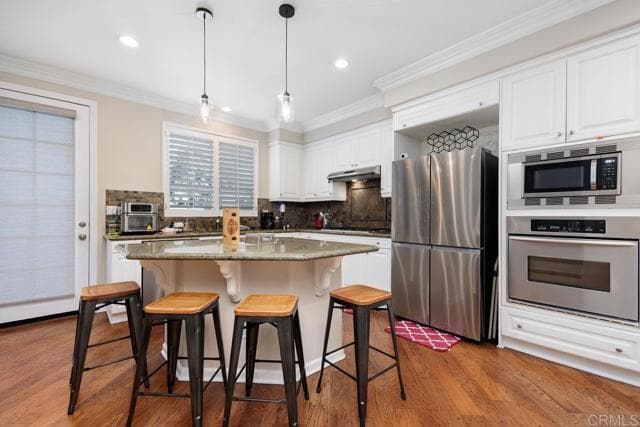 Photo - 640 Seaward Ave