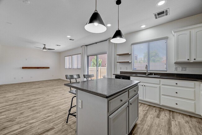 Photo - Beautiful 3 Bedroom + Loft - SOLAR INCLUDED!